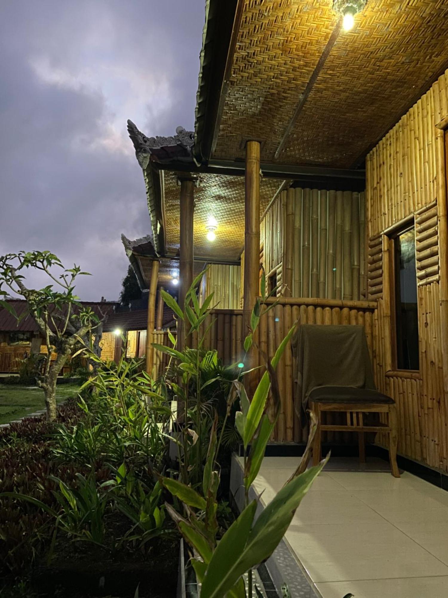 Campsite D'yoga Bamboo House *