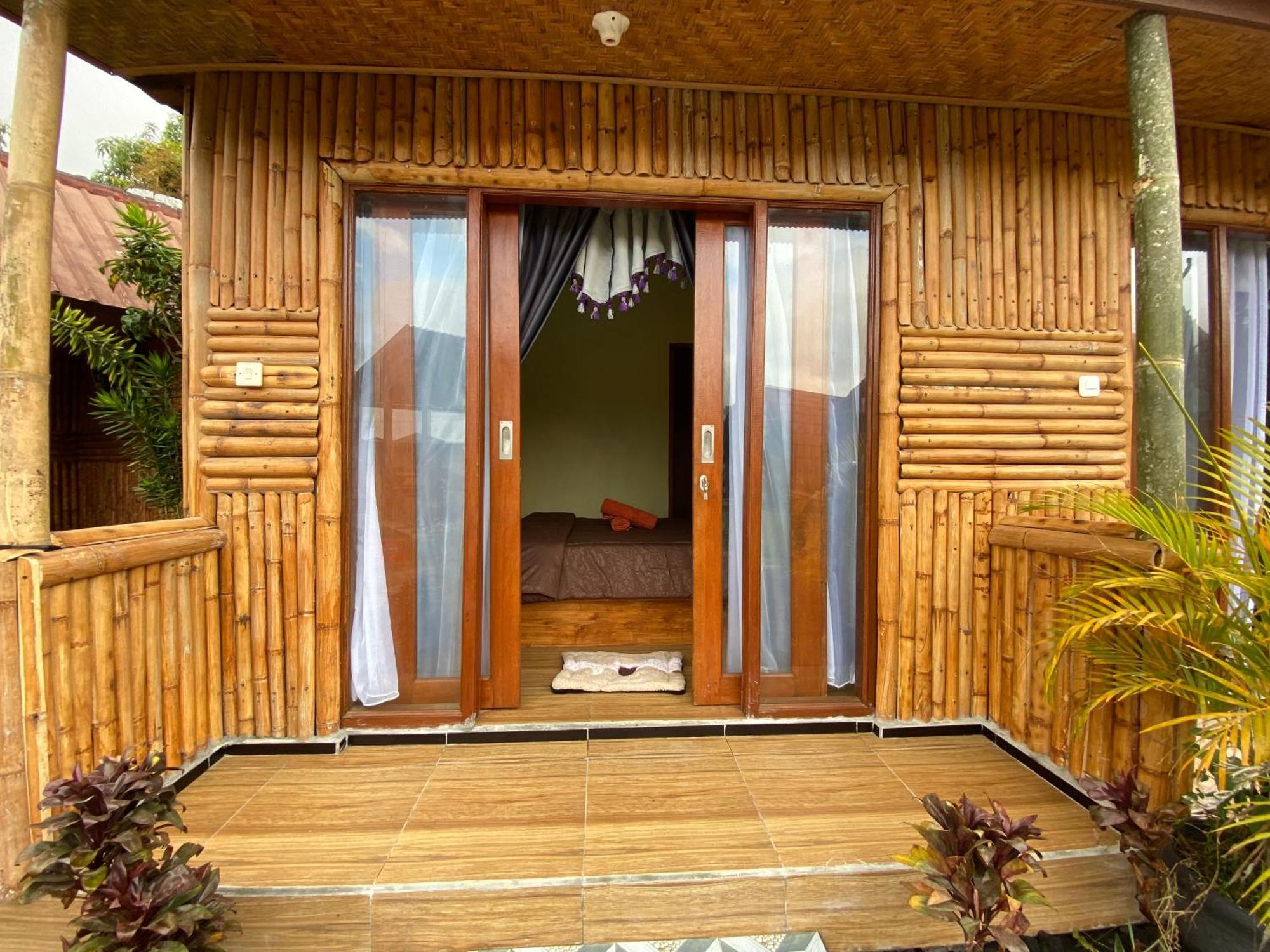 Campsite D'yoga Bamboo House *